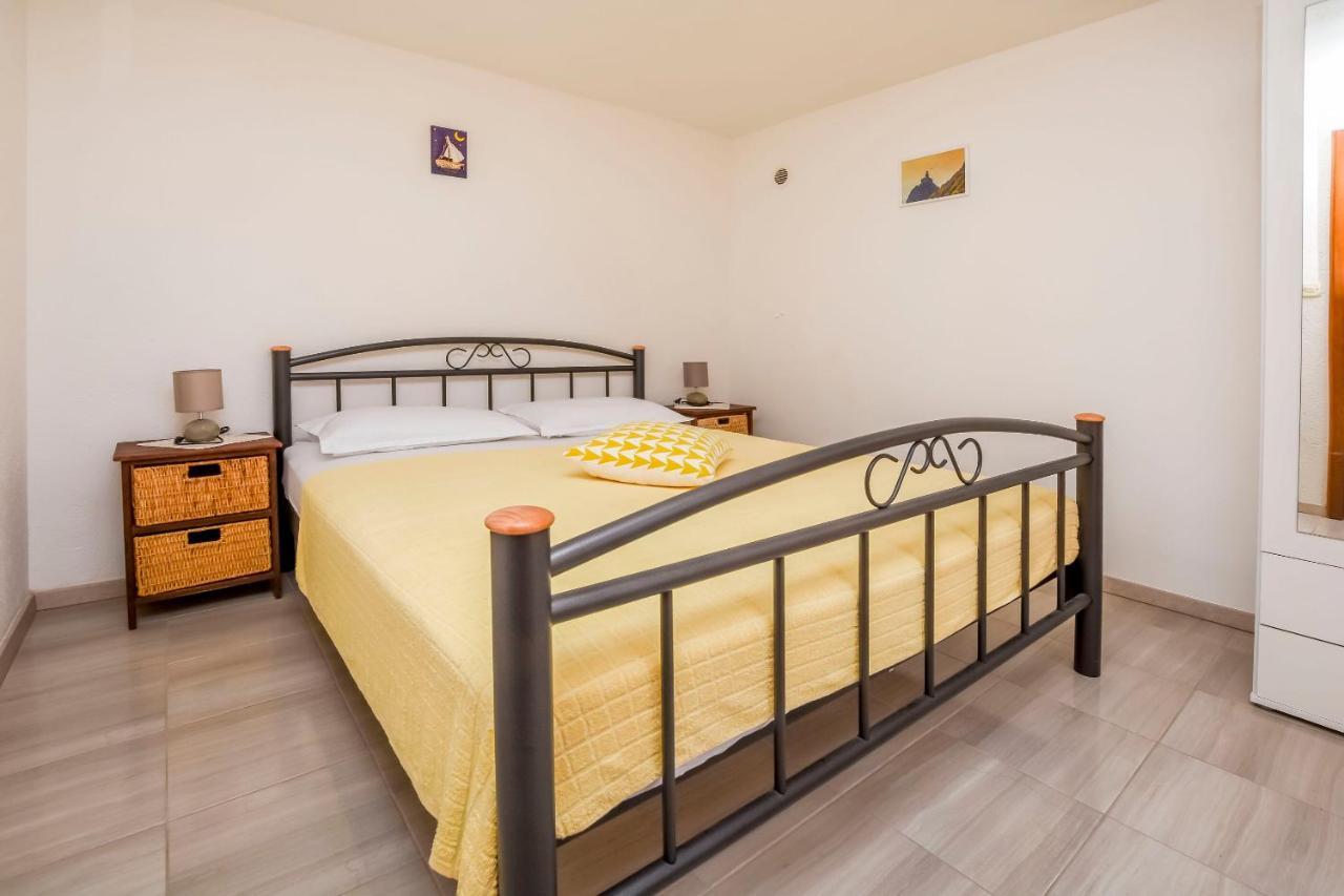 Apartments Ive I Maja Ražanj エクステリア 写真